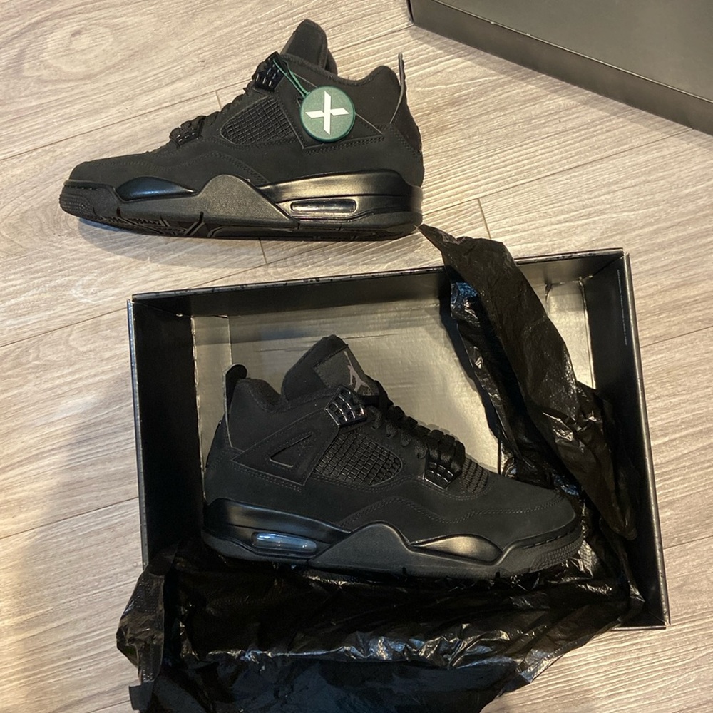 2020 BLACK CAT JORDAN 4s